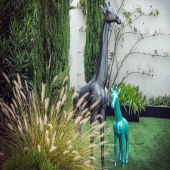 SWENY (girafe 🚿 douche) et son petit 💙

Bon week-end à tous ❄️

#girafe #douche #doucheexterieure #jardin #decoration #douchedeluxe #unique #piscine #piscineprivée #2022